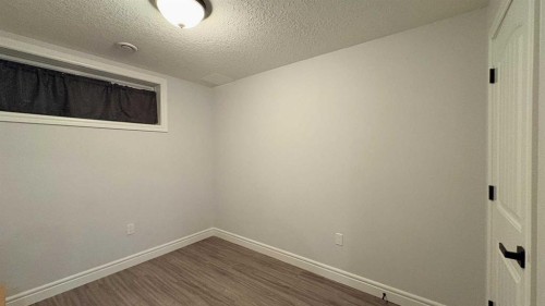 2515 6 Avenue, Wainwright, AB - Indoor Photo Showing Other Room