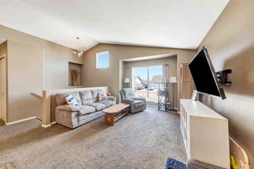 3318 44A Avenue, Lloydminster, SK - Indoor
