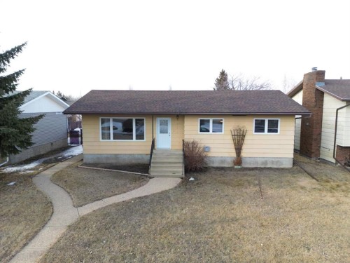1910 7 Avenue, Wainwright, AB - Outdoor