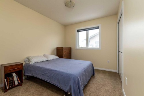 6813 41 Street, Lloydminster, AB - Indoor Photo Showing Bedroom