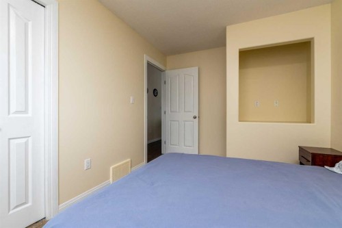 6813 41 Street, Lloydminster, AB - Indoor Photo Showing Bedroom