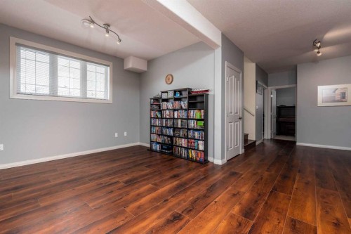 6813 41 Street, Lloydminster, AB - Indoor Photo Showing Other Room