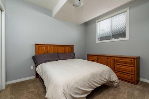 6813 41 Street, Lloydminster, AB - Indoor Photo Showing Bedroom