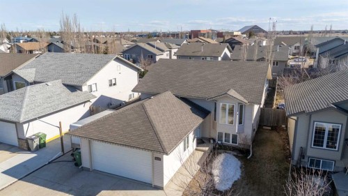 6813 41 Street, Lloydminster, AB - Outdoor