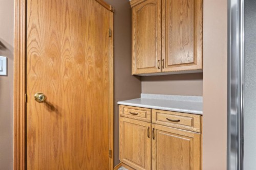 4002 63 Avenue, Lloydminster, AB - Indoor