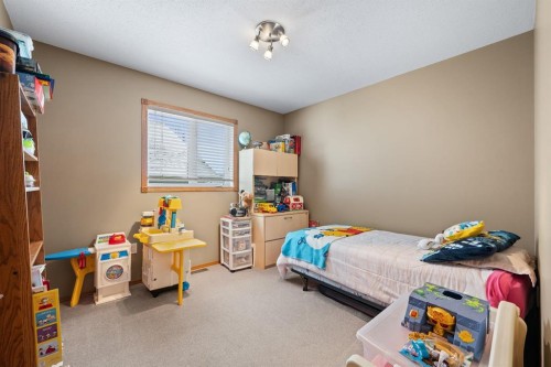 4002 63 Avenue, Lloydminster, AB - Indoor Photo Showing Bedroom