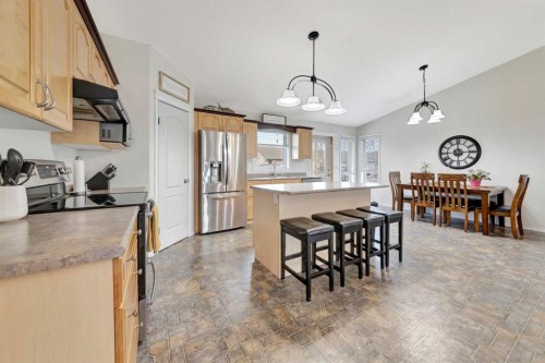 4111 68 Avenue, Lloydminster, AB - Indoor