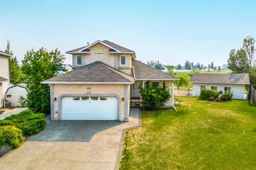 921 22 Street, Wainwright, AB - Outdoor