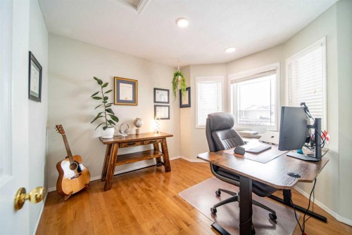 921 22 Street, Wainwright, AB - Indoor Photo Showing Office