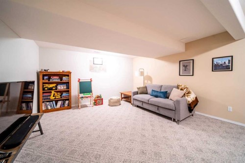921 22 Street, Wainwright, AB - Indoor