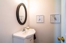 921 22 Street, Wainwright, AB  - Indoor Photo Showing Bathroom 