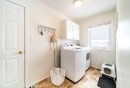 921 22 Street, Wainwright, AB  - Indoor Photo Showing Laundry Room 