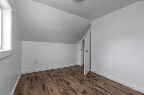 4504 49 Street, Lloydminster, SK - Indoor Photo Showing Other Room