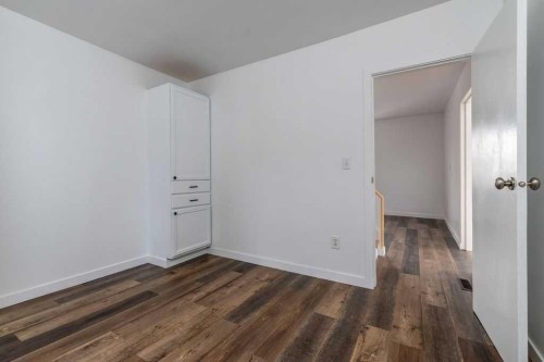 4504 49 Street, Lloydminster, SK - Indoor Photo Showing Other Room