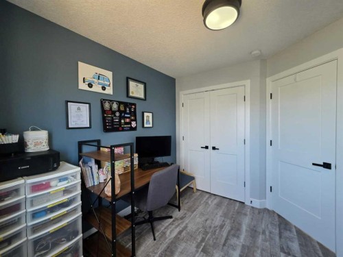 908 8 Avenue, Wainwright, AB - Indoor Photo Showing Office