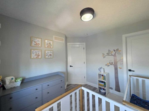 908 8 Avenue, Wainwright, AB - Indoor