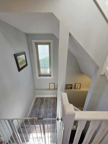 908 8 Avenue, Wainwright, AB - Indoor