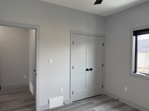 7115 37 Street, Lloydminster, AB - Indoor Photo Showing Other Room