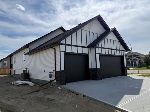 7115 37 Street, Lloydminster, AB - Outdoor With Exterior