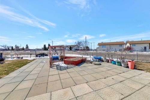 117 2 Avenue West, Marshall, SK 