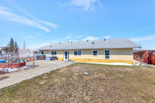 117 2 Avenue West, Marshall, SK 