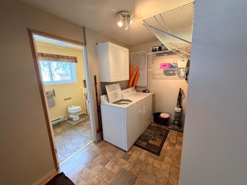 1313 Kewatin, Turtle Lake, SK - Indoor Photo Showing Laundry Room