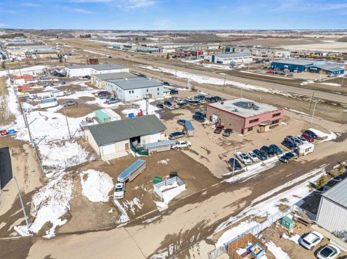 6002 50 Avenue, Lloydminster, AB 
