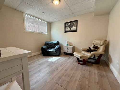 830 6 Avenue, Wainwright, AB - Indoor
