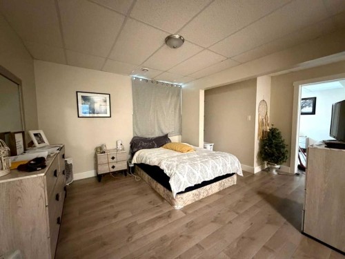 830 6 Avenue, Wainwright, AB - Indoor