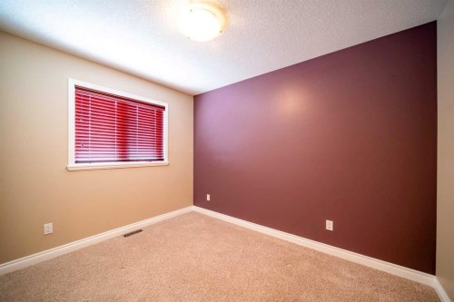 2521 10 Avenue, Wainwright, AB - Indoor Photo Showing Other Room