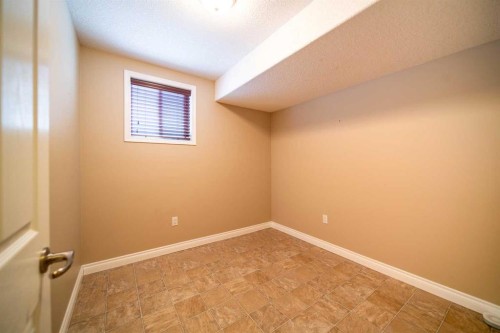 2521 10 Avenue, Wainwright, AB - Indoor Photo Showing Other Room