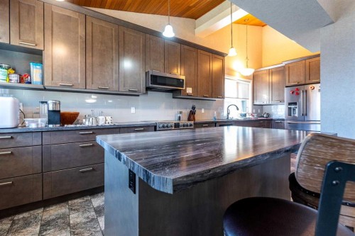 3003 51B Avenue, Lloydminster, AB - Indoor Photo Showing Kitchen
