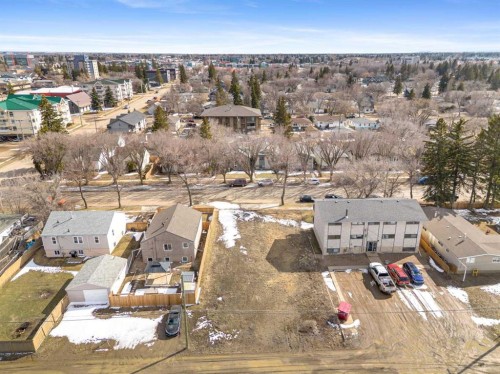 5212 50 Street, Lloydminster, AB 
