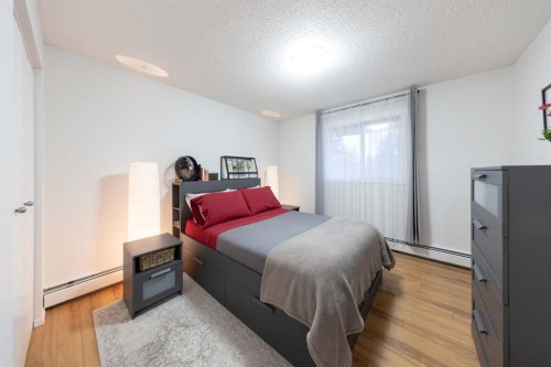 10-5538 49 Avenue, Lloydminster, SK - Indoor Photo Showing Bedroom