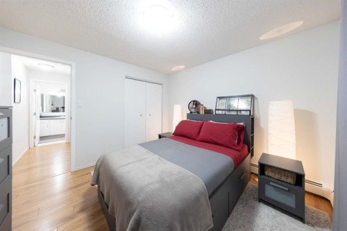 10-5538 49 Avenue, Lloydminster, SK - Indoor Photo Showing Bedroom