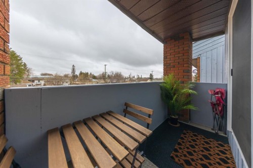 10-5538 49 Avenue, Lloydminster, SK - Outdoor With Exterior