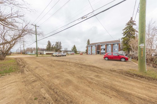10-5538 49 Avenue, Lloydminster, SK - Outdoor