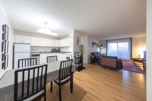 10-5538 49 Avenue, Lloydminster, SK - Indoor