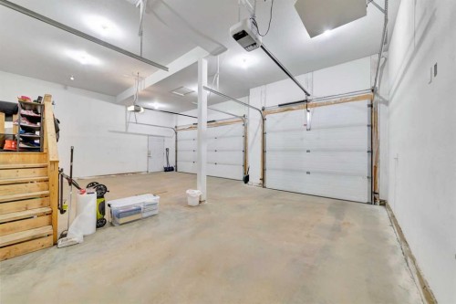 2010 56 Avenue, Lloydminster, AB - Indoor Photo Showing Garage