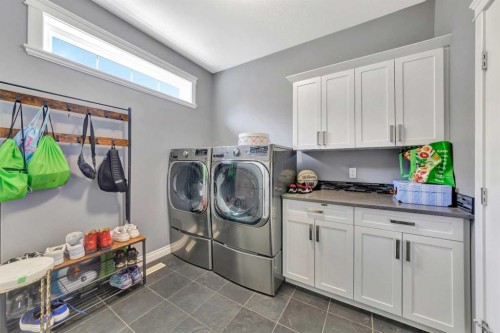 2010 56 Avenue, Lloydminster, AB - Indoor Photo Showing Laundry Room