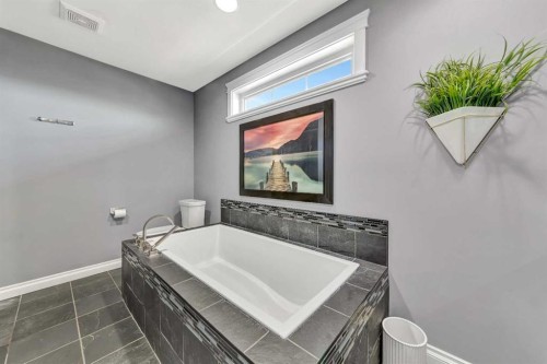 2010 56 Avenue, Lloydminster, AB - Indoor Photo Showing Bathroom