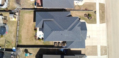 2010 56 Avenue, Lloydminster, AB - Outdoor