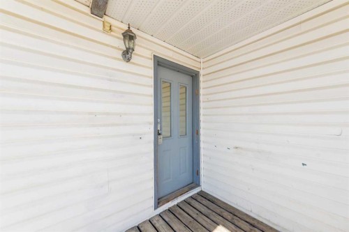 3510 57 Avenue, Lloydminster, AB - Outdoor With Exterior
