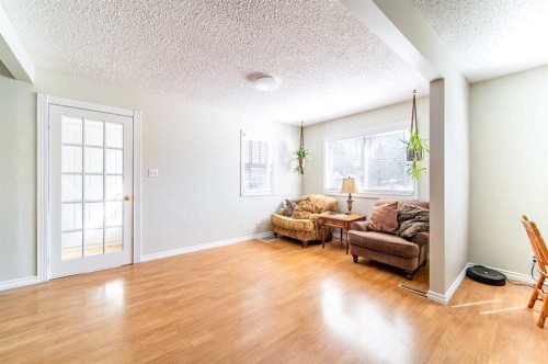 737 9 Avenue, Wainwright, AB - Indoor Photo Showing Other Room