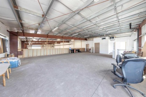 7156 56 Street, Lloydminster, AB 