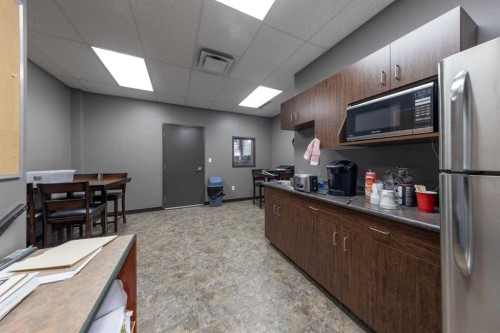 7156 56 Street, Lloydminster, AB 