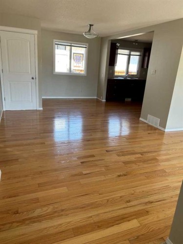 2901 51B Avenue, Lloydminster, AB - Indoor