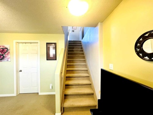 1105 19 Street, Wainwright, AB - Indoor Photo Showing Other Room