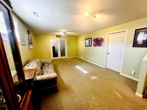 1105 19 Street, Wainwright, AB - Indoor