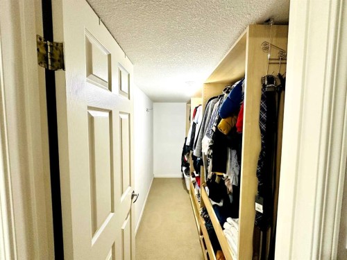 1105 19 Street, Wainwright, AB - Indoor